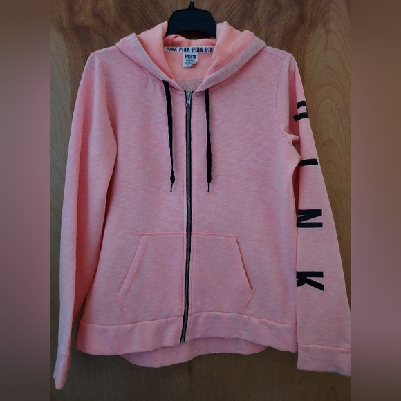 Pink brand hoodie - Picture 4 of 6